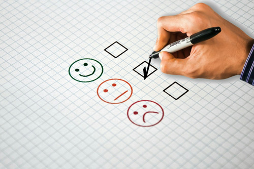 Customer fills out feedback survey for satisfaction