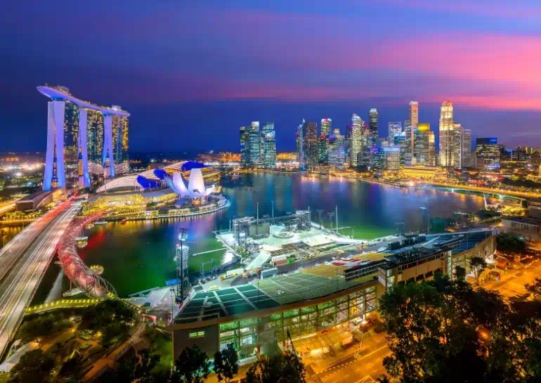 成立新加坡公司