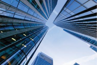 KYC、開戶 放大鏡, 筆, 財務報表
